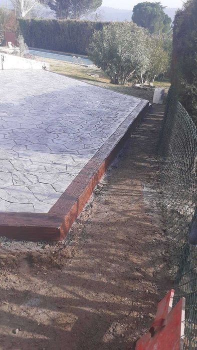 Beton amprentat,elicopterizat, vertical