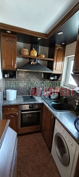 3-стаен в Варна-Колхозен пазар площ 77 цена 163000