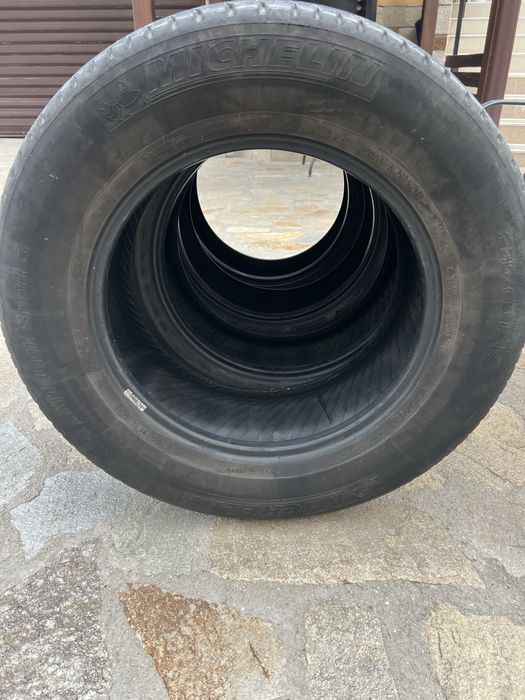 Гуми Michelin 235/65/17