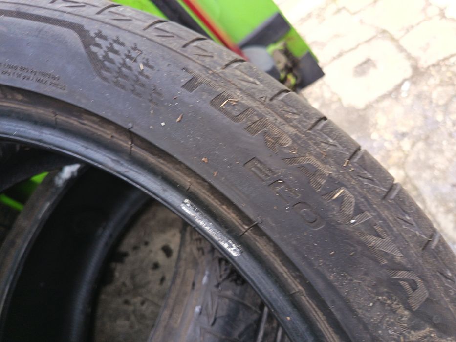 Anvelope vara 255 45 20 Bridgestone 2022 5.4mm
