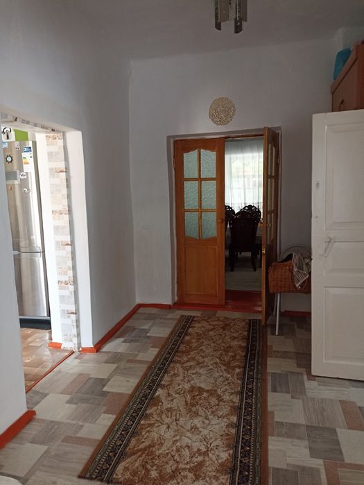 Продается дом в центре города.