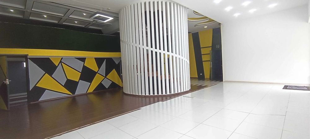 Продается Коммерческое помещение в Хамид Алимджан Метро.  Ц1