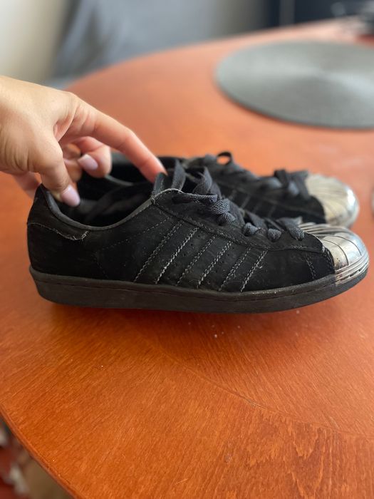 Маратонки Adidas 40