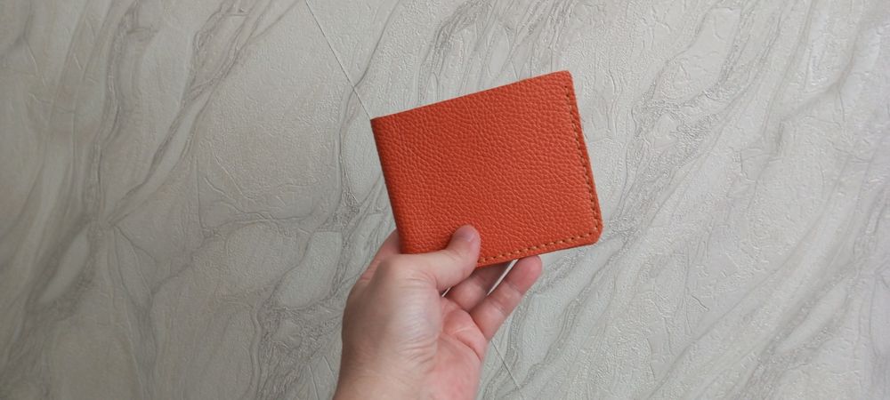 Продам новый кошелек - Дорого .