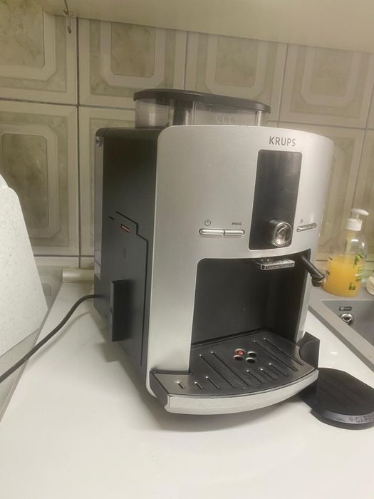 Espressor automat KRUPS – cafea boabe