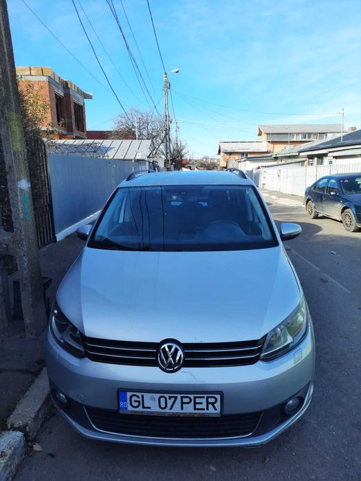 volskwagen touran 2.0 TDI model 2012