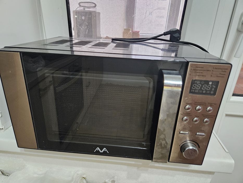 Продам микроволновую печь