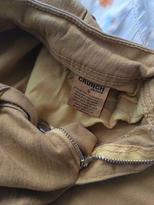 Продавам запазени дрехи