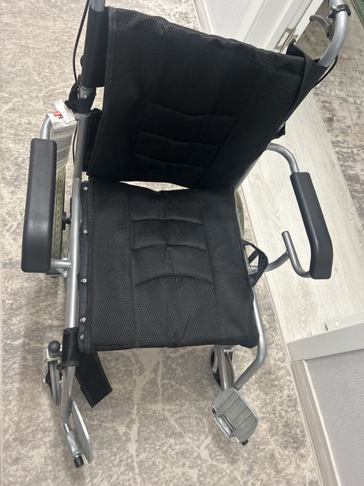 Инвалидная коляска