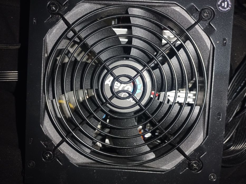 Блок питания на ПК 800ватт