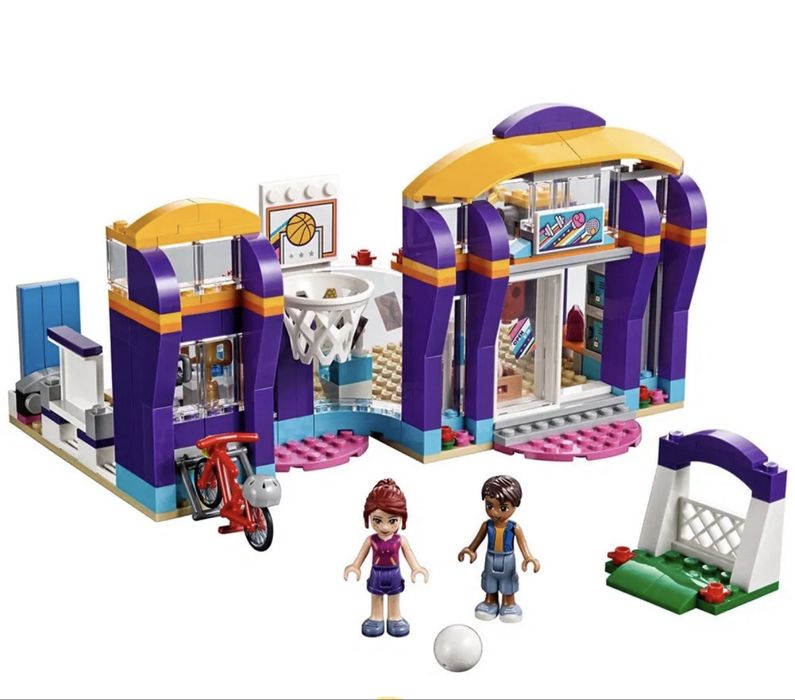 Лего для девочек очень класные есть в оригинале многие