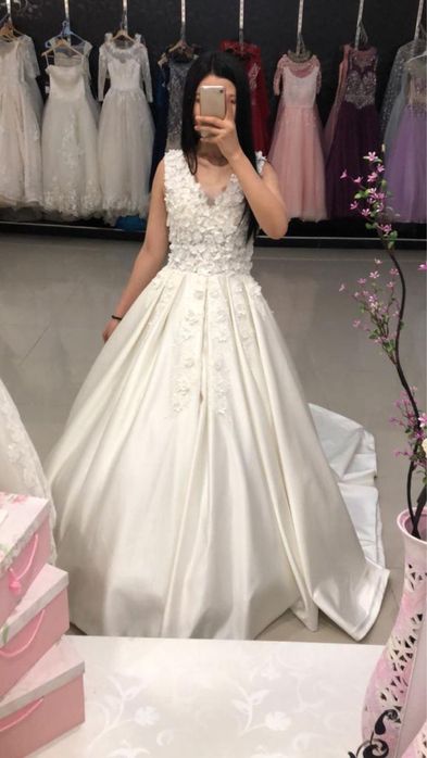 Платье свадебное