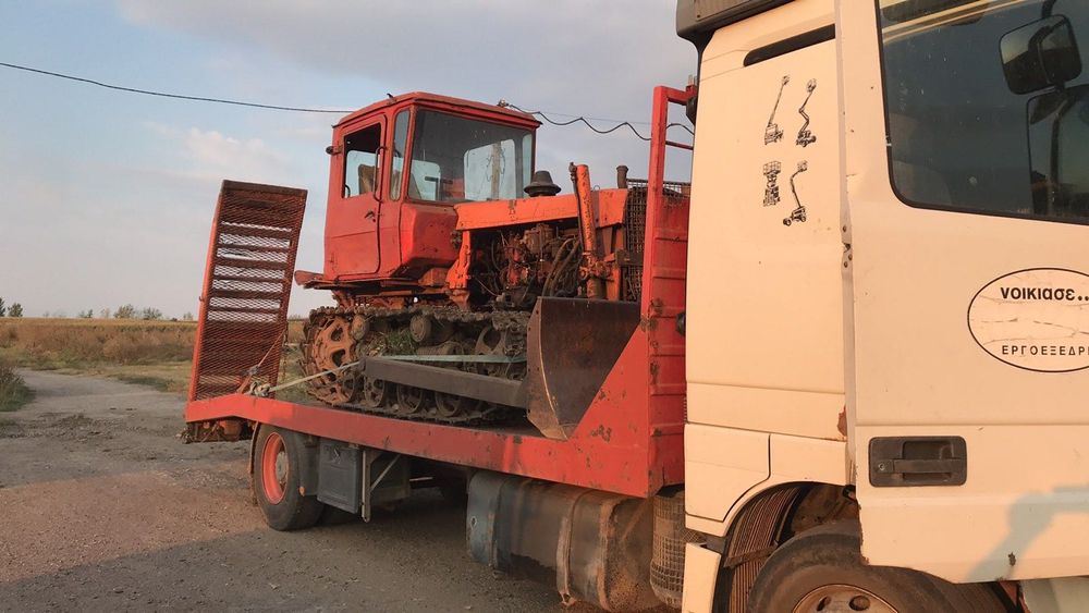 Услуги с Булдозер,Комбиниран багер и Мулчер.