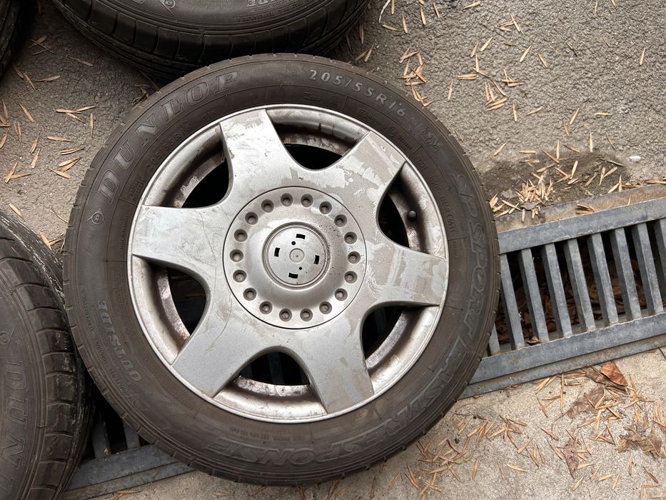 4 roti vara 16’ Vw,Skoda,Seat stare impecabila nerulate in tara