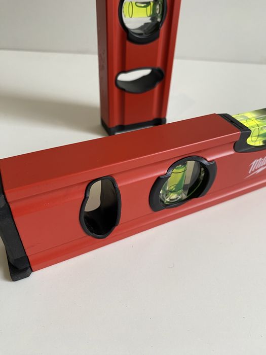 Алуминиев Нивелир Milwaukee REDSTICK SLIM BOX 20cм