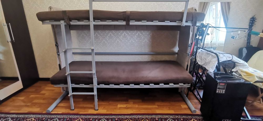 Двухъярусная кровать-диван