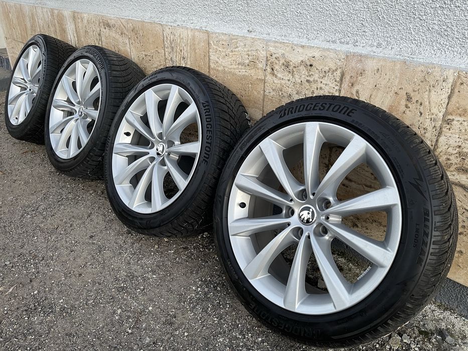 Jante 18 Skoda Superb Vw Passat B8 Arteon Anvelope Roti iarna 235 45
