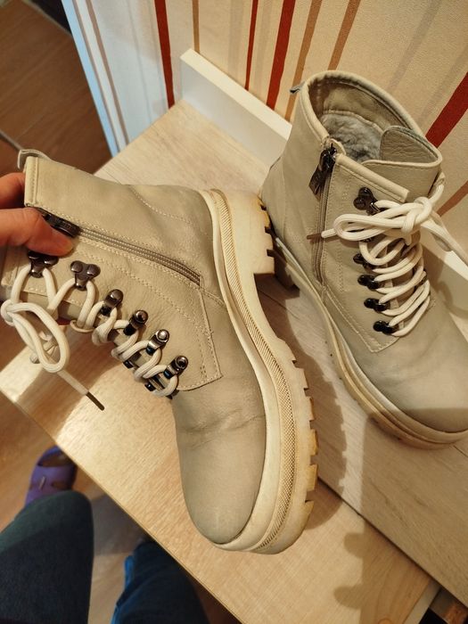 Продам обувь в хорошем состоянии