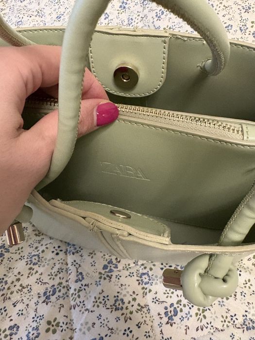 Дамска чанта на Zara
