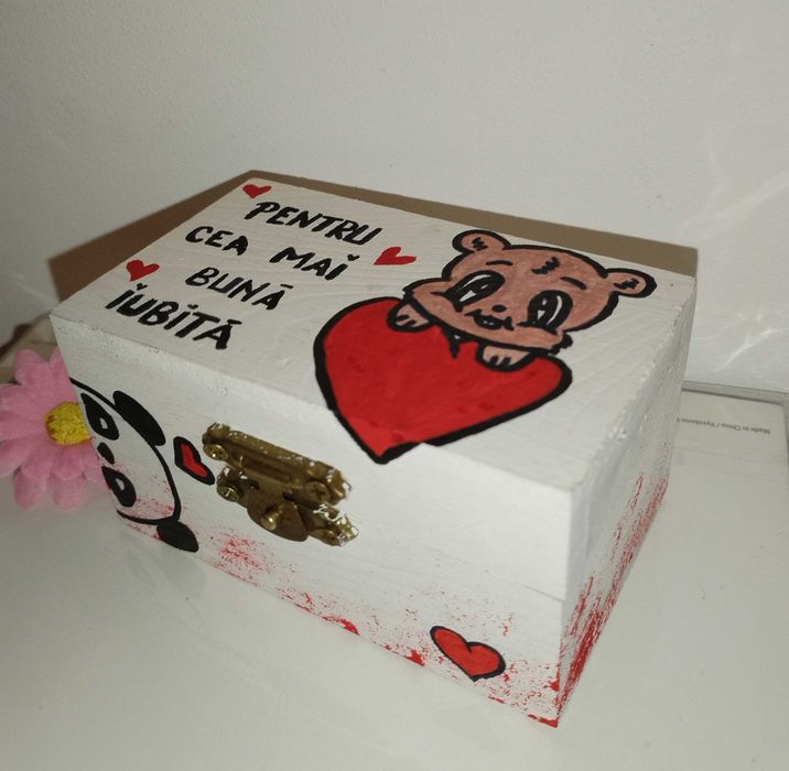 Cutiuta cu surprize / cutiuta personalizata /cadoul perfect