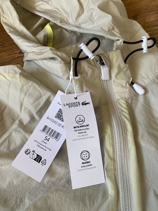 Lacoste - Water Resistant Packaway Zipped Sport Jacket