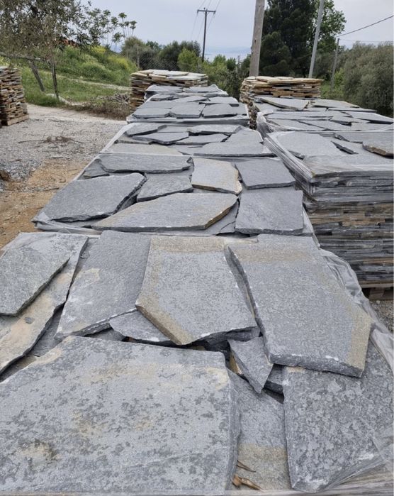 Piatra naturală de munte