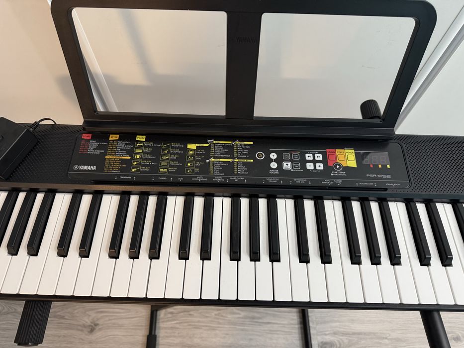 Orga Yamaha PSR F52 aprope noua, stare exceptionala