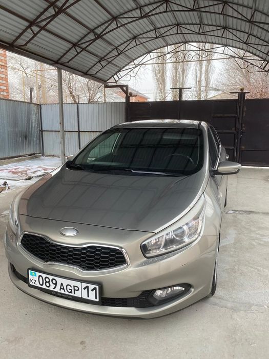 Kia ceed, 1.6 мкпп, 2014г.в