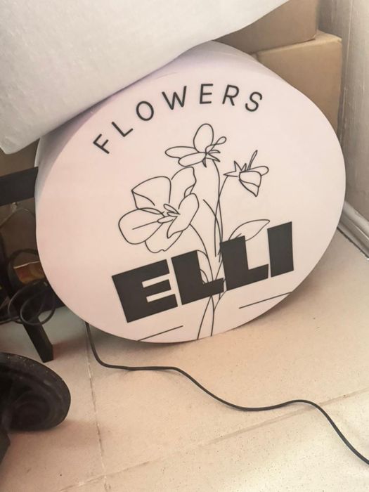 Продается вывеска лайтбокс