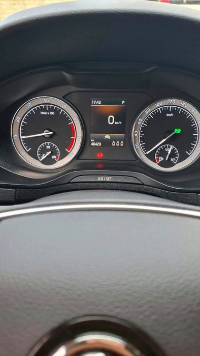 Vând Skoda Karoq 1.5 TSI, 150 CP, DSG