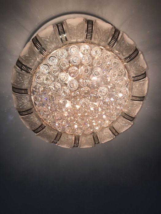 Люстра в гостинную