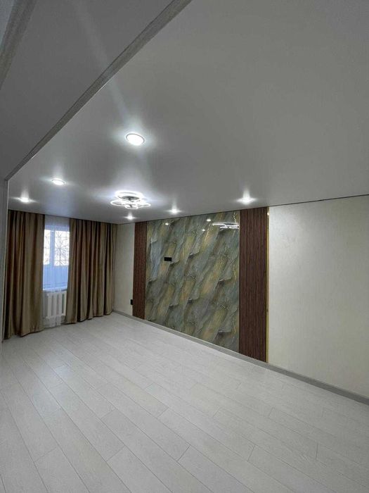 Продается 2х- комн.кв на 8 микрорайоне