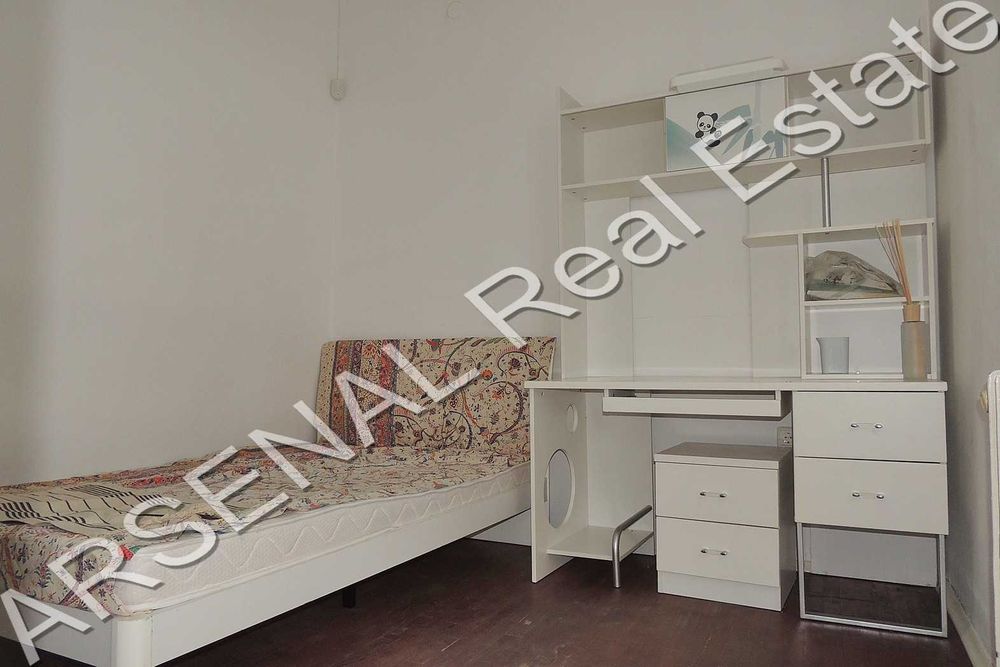 Дава се под наем Тристаен апартамент в София, Център - 100 кв.м за 700 € - Снимка #7