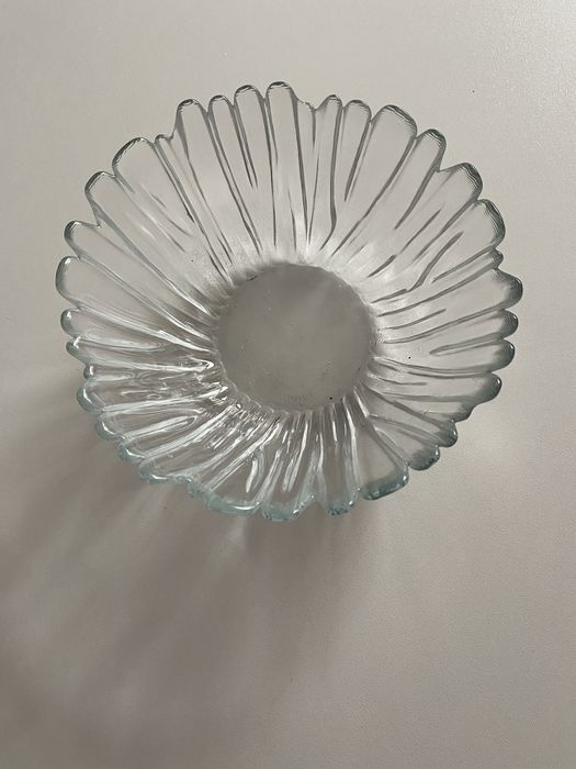 Продаю вазочку для конфет