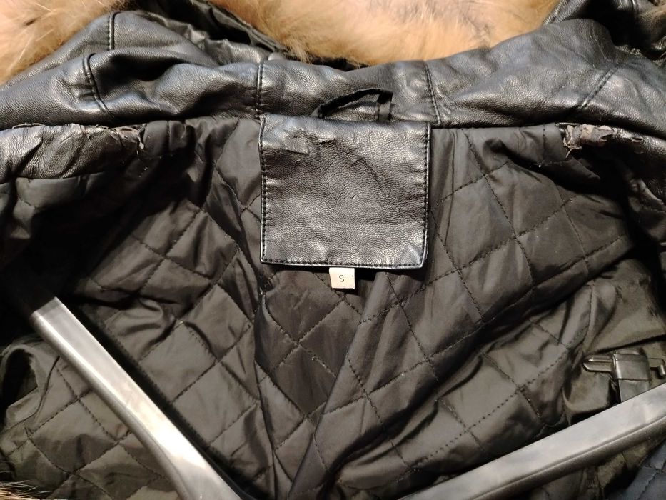 Дамско кожено яке с естествен пух лисица