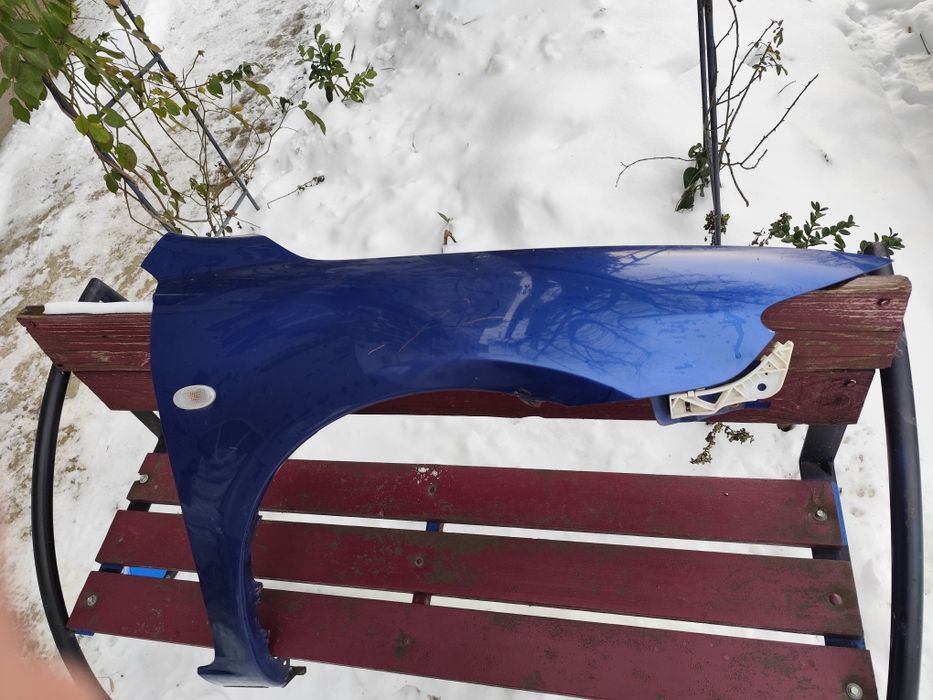 Преден десен  калник за Мазда 6 2003 - 2006