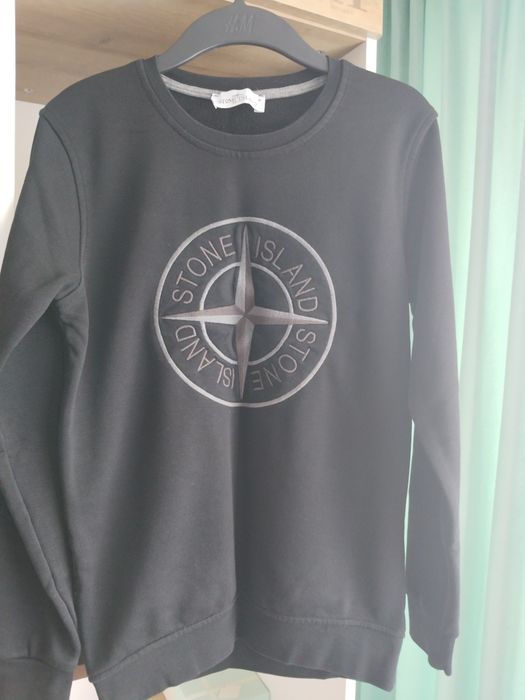 Продам свитшот  чёрный