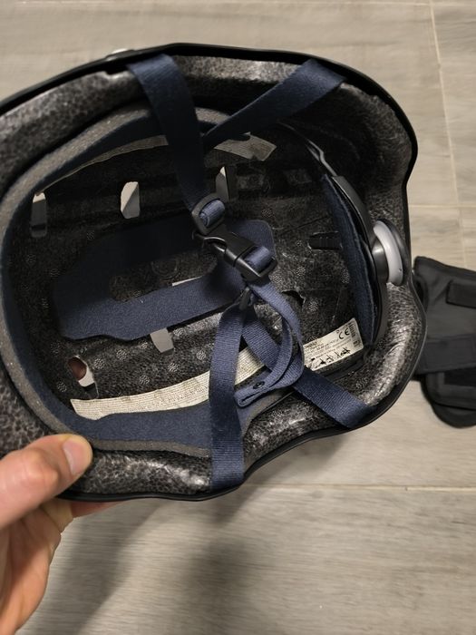 Детска каска и протектори BTWIN