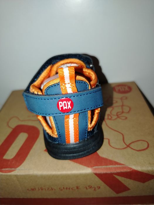 Детски сандали PAX