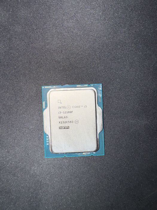 Процессор Intel core i3-12100f