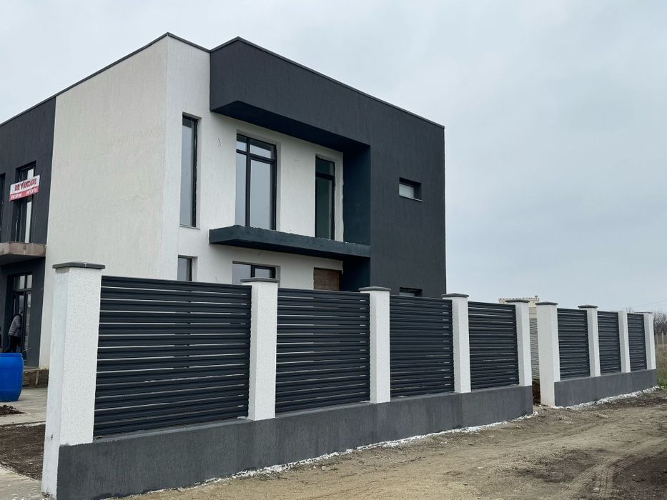 Vila de vânzare  Găneasa
