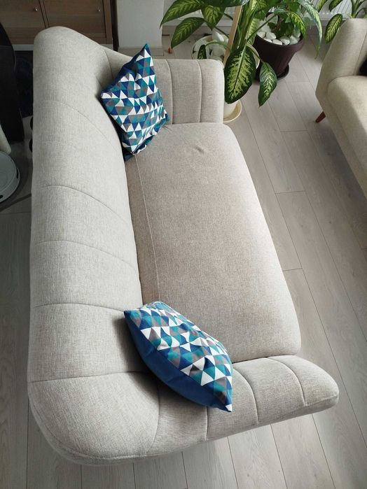 Canapele 2 și 3 persoane