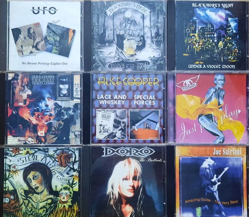 Продавам музикални дискове