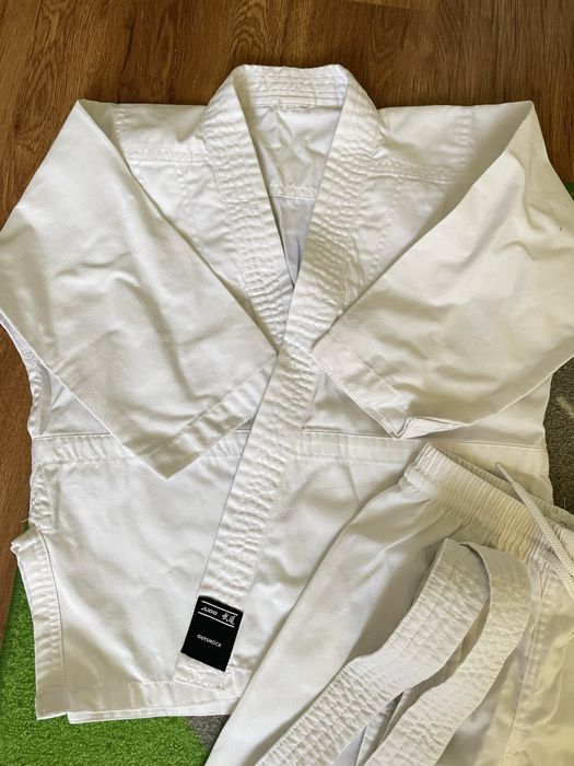 Kimono judo dechatlon - 6-8 ani