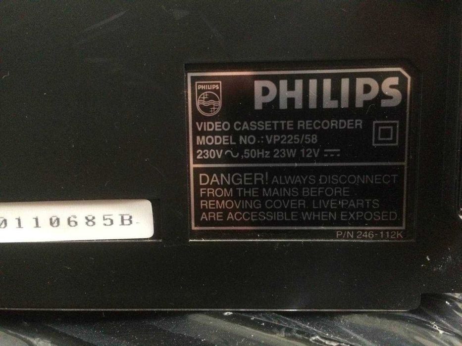 видеомагнитофон Philips