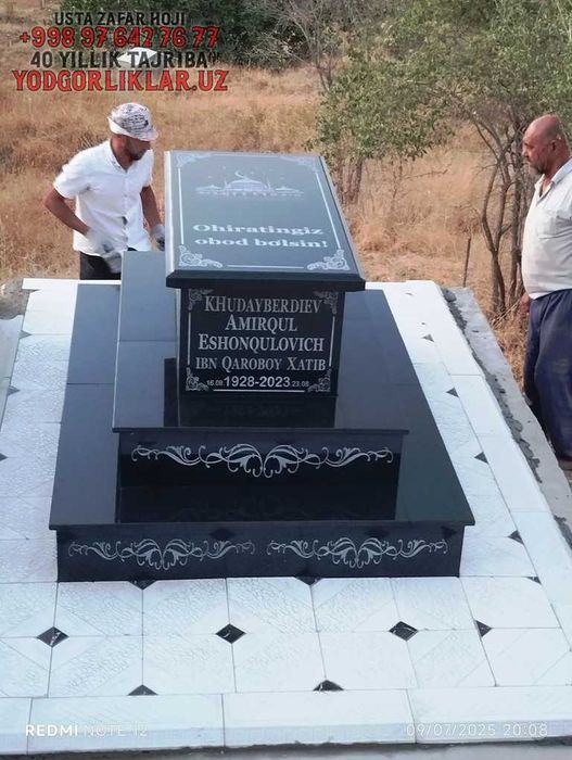 Yodgorlik Qabr Tosh Chirchiq Bo'stonliq Надгробия Чирчик Бустанлик