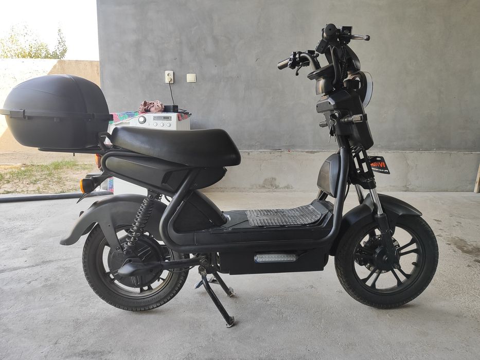 Elektro skuter Bonvi 7157