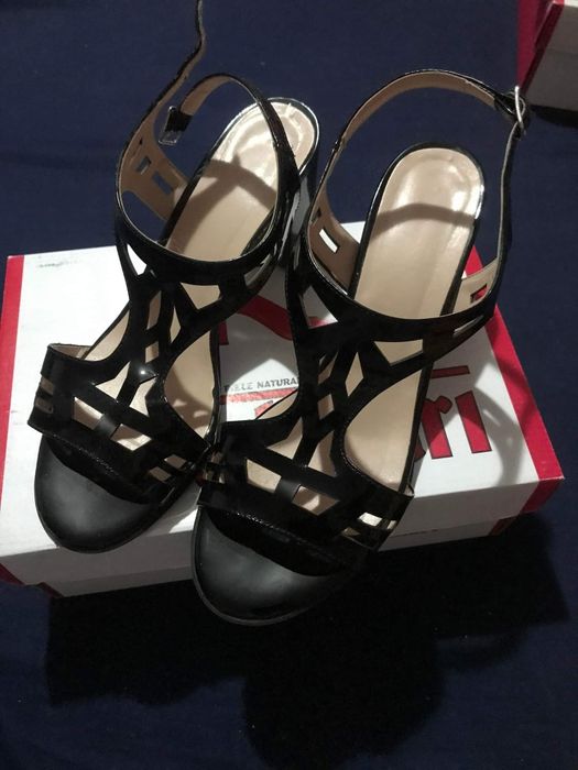 Sandale elegante