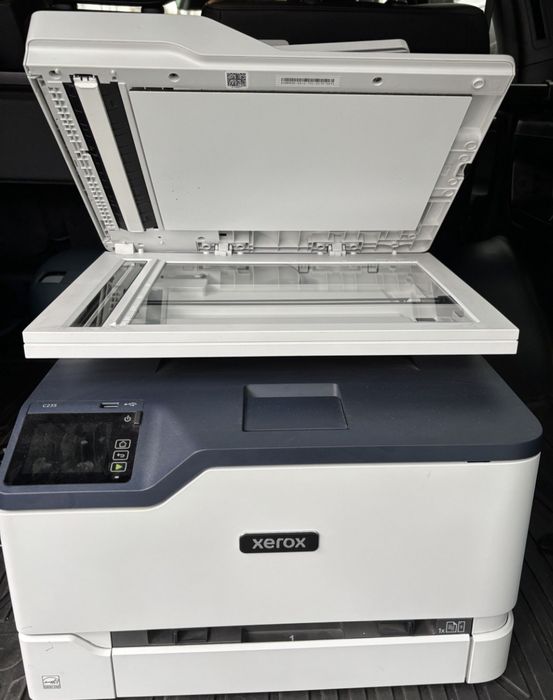 Цветной принтер Xerox лазерный