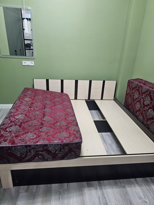 Кровать двуспальная